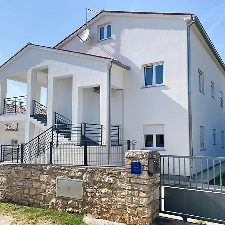 Villa Alexandria Liznjan Exterior photo